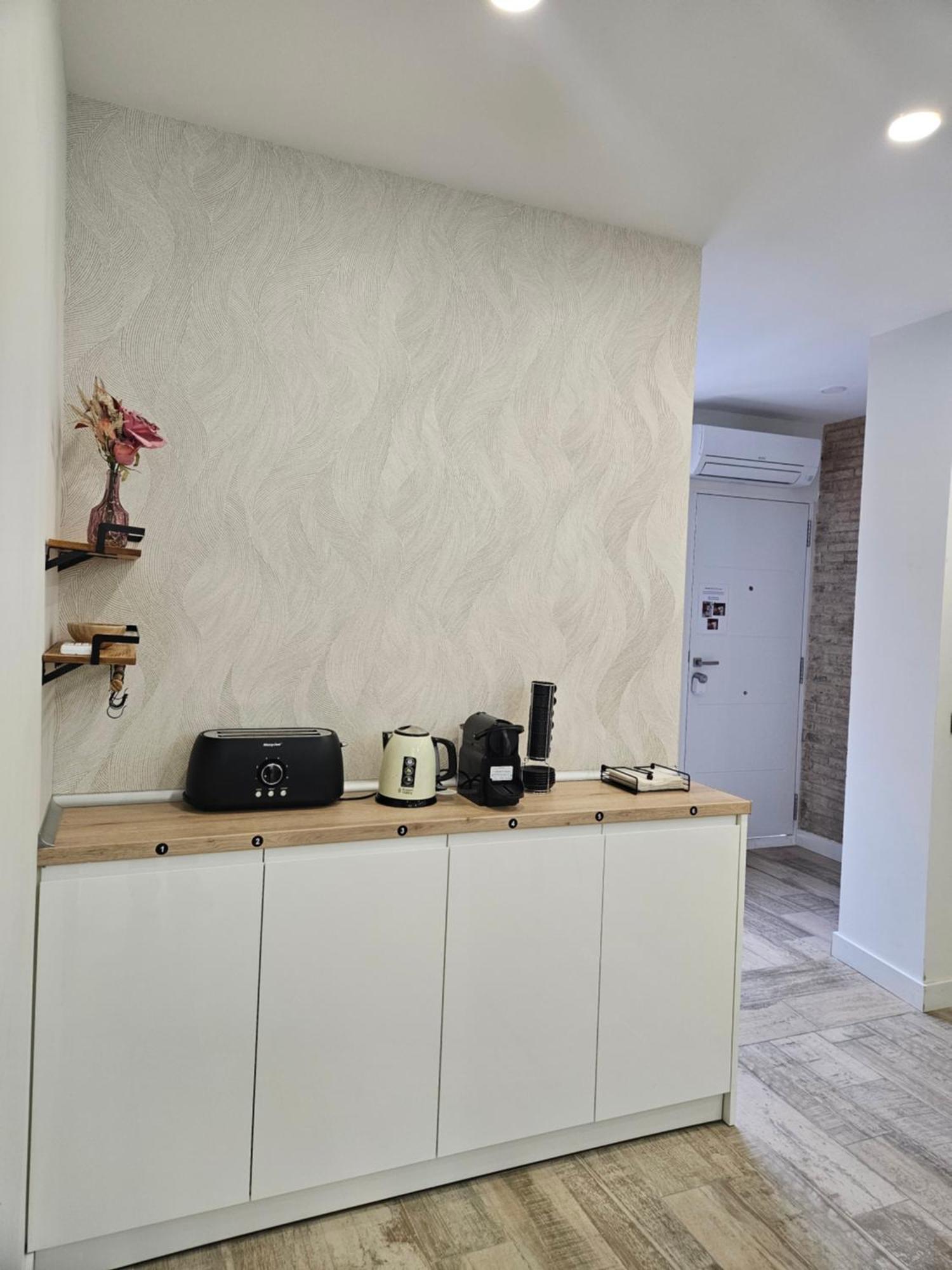 Habitacion Centrica De Lujo Gv 6 Valencia Bagian luar foto